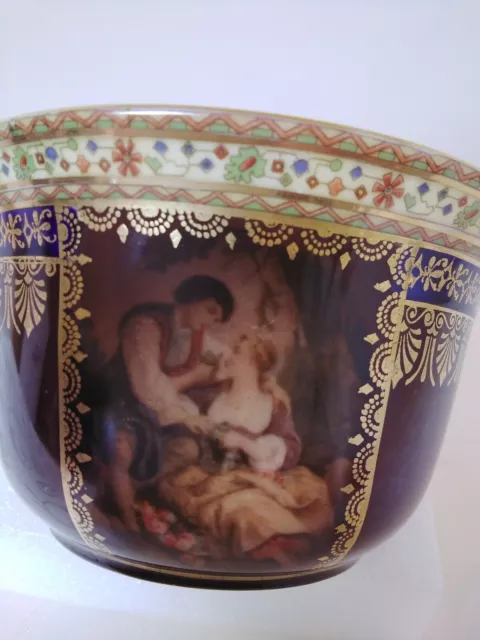 A Very Fine Late 19th Century Porcelain Bowl, Unmarked