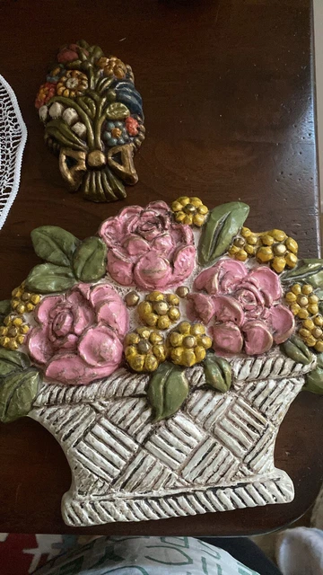 Formella Decorativa THUN A Forma Di Cesto Con Fiori In Ceramica - 24x4.5x22.5 Cm, Decorata A Mano, Per Pareti Casa