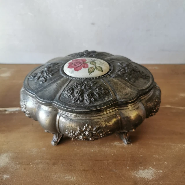 Boîte à Bijoux Ancienne En Régule - État Bon, Décoration Vintage, Pour Collection Ou Rangement