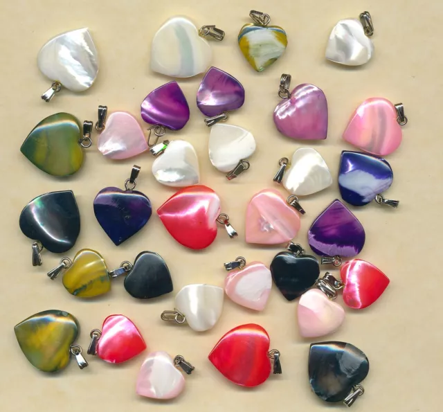 30 Mother of Pearl hearts