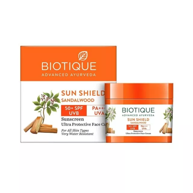 Biotique Bio Santal Crème Visage Ultra Apaisante SPF 50+ Crème Solaire 50g