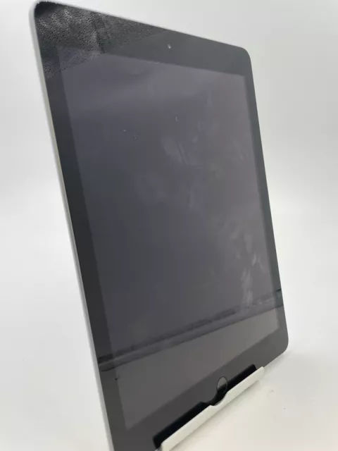 Apple iPad 6th Gen A1893 Grey IOS Tablet Faulty Read Below