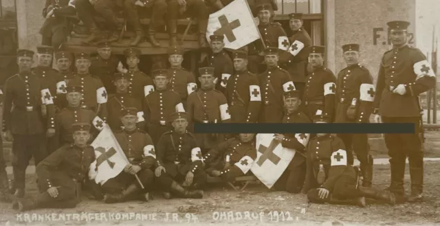 Soldaten und Sanitäter aus Ohrdruf - Krankenträgerregiment - Rotes Kreuz - Foto