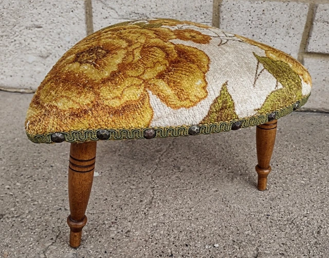 Mint Vintage Mid Century Floral Heart Foot Stool
