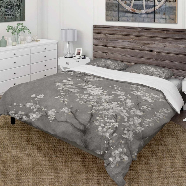 Designart 'White Cherry Blossoms II' Farmhouse Bedding Set -
