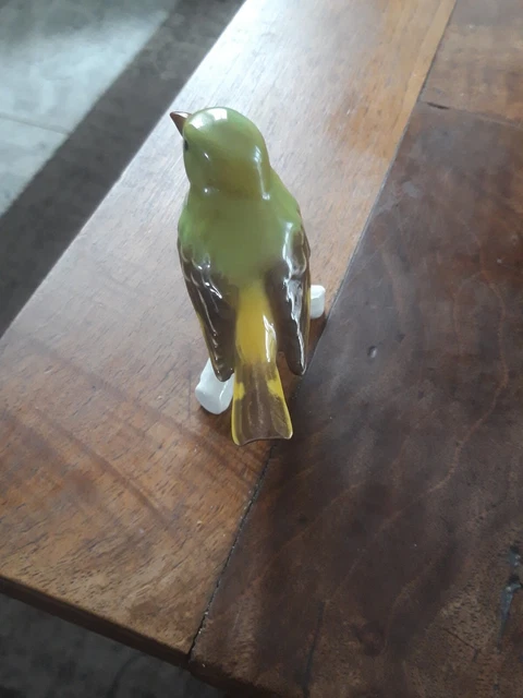Oiseau En Porcelaine Polychrome Marquage Goebel 3