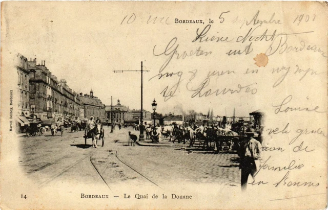 CPA BORDEAUX Le Quai de la Douane (982569)