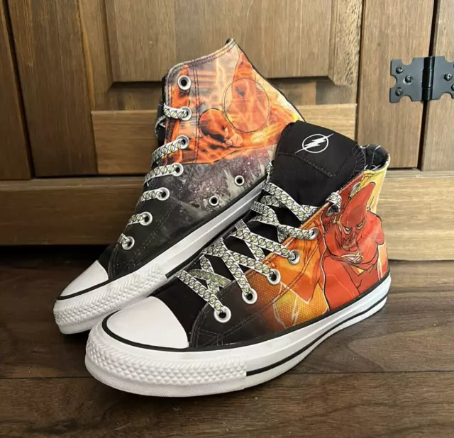 Dc comics on sale chuck taylors