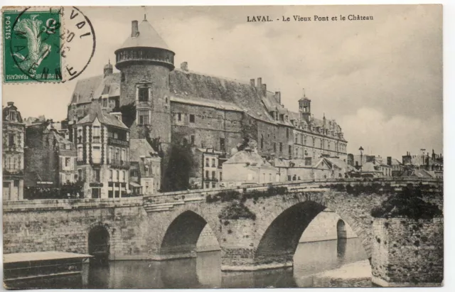 LAVAL - Mayenne - CPA 53 - le vieux pont et le Chateau -