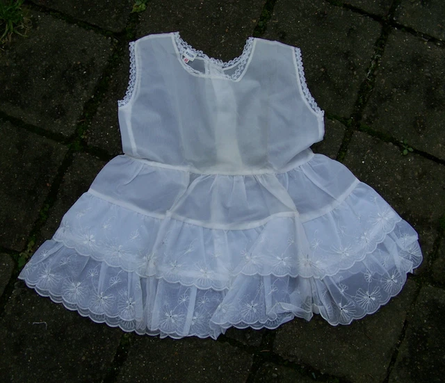 FOND DE ROBE/COMBINAISON vintage EUR 2,00 - FR