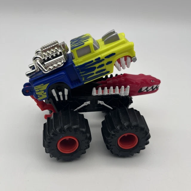 VINTAGE 1992 MATTEL Attack Pack Slaughterjaws Monster Trucks Toys Hot ...