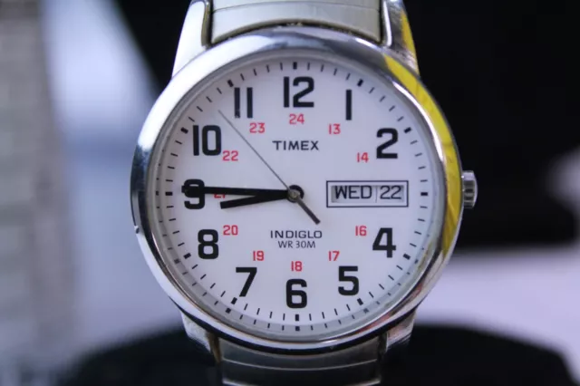 Timex Easy Reader Indiglo Watch Men 35mm Silver Tone Date Day