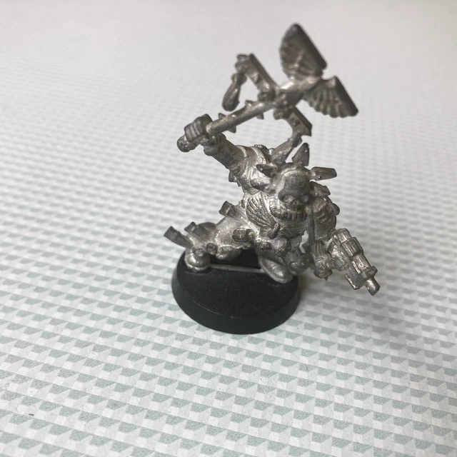 Warhammer 40k, marine, classic oop metal, blood angel chaplain