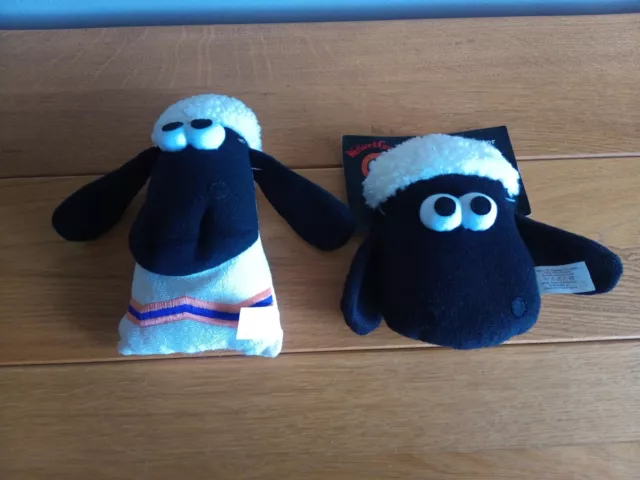 Wallace And Gromit - Shaun the Sheep Car Demister (chamois) x 2. Unused.