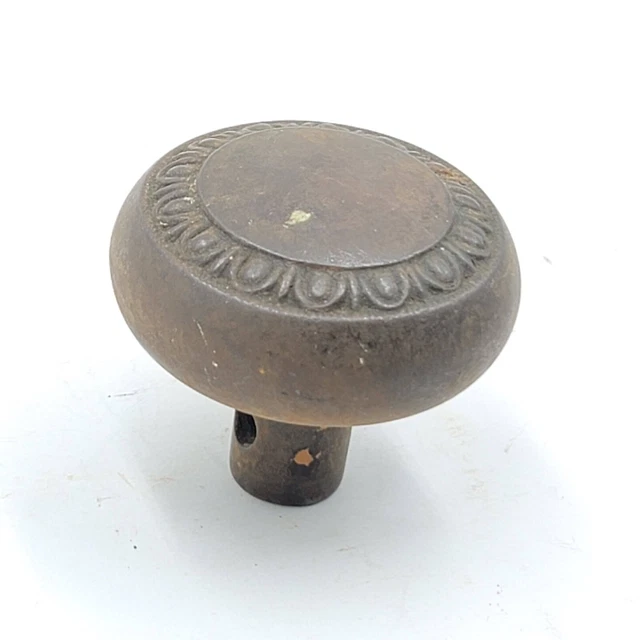 Vintage SINGLE Cast Iron Doorknob Salvage Door Hardware 2.25"  45ddee
