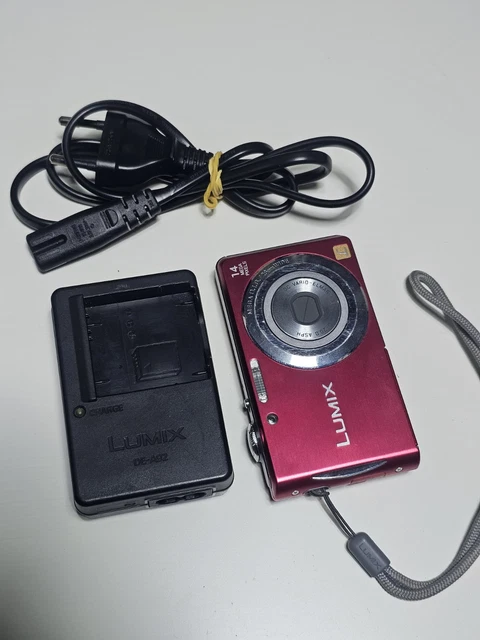 Panasonic Lumix DMC-FS16 - Appareil Photo Compact Argentique - Petit Défaut (voir Photos) - Occasion