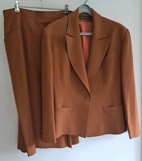 Dominex Women’s Skirt Suit Pure Wool Size 16 VGC