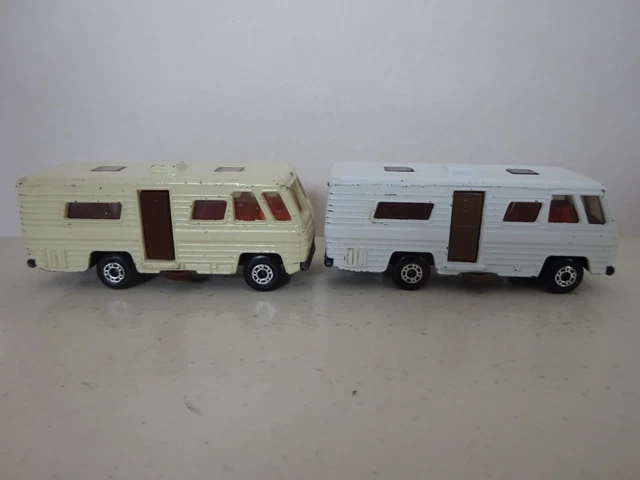 Matchbox 2X No.54 Mobile Home 1X White 1X Cream Working Side Door