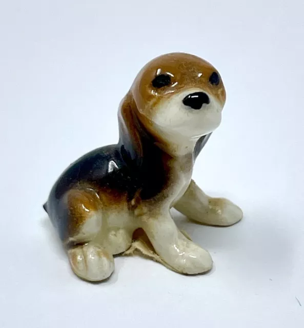 Hagen-Renaker Mini #434 BEAGLE PUP - Miniature Ceramic Puppy Dog Figurine