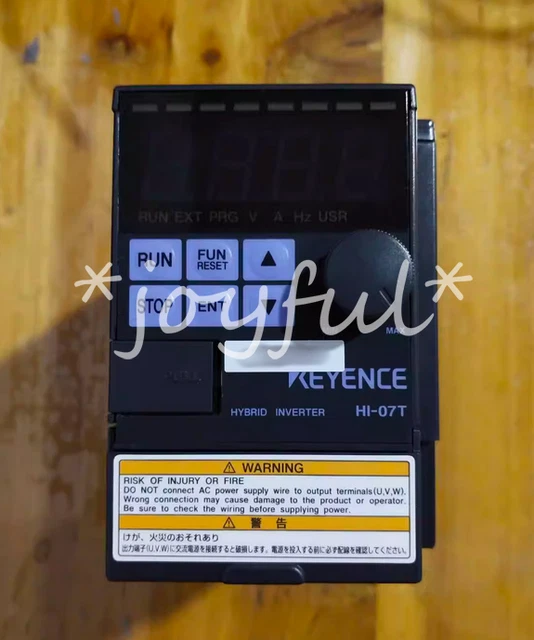 1PC Used KEYENCE inverter 220V HI-07T