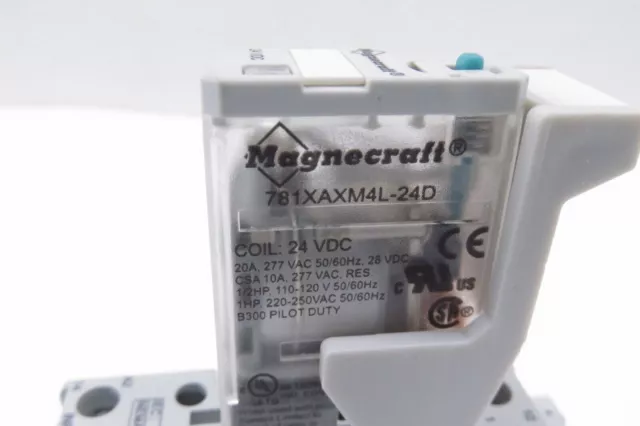 Magnecraft 781XAXM4L-24D Relay w/ Magnecraft  70-781D5-1A Socket 3