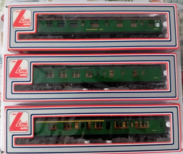Set of 3 x Lima OO Gauge Southern Region Coaches. New & Boxed.