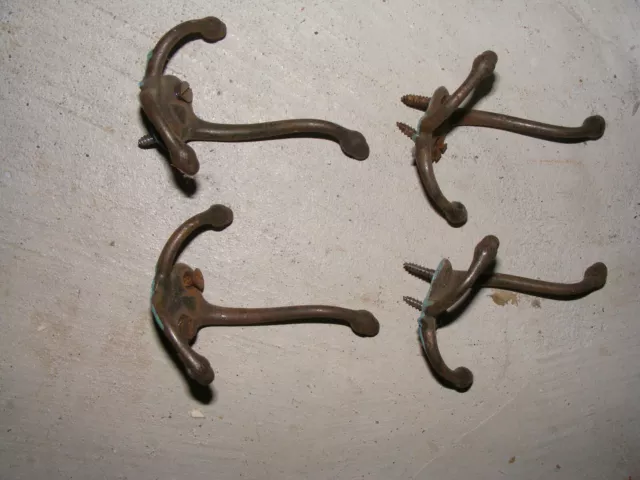 Lot Of 4 Vintage Cast  Iron  Acorn Hat & Coat Hooks Heavy Duty Old Salvage