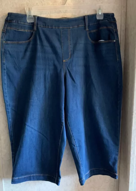 https://www.picclickimg.com/sycAAOSwsU1jKLHe/Time-And-Tru-Womens-Capris-Woven-New-Relaxed.webp