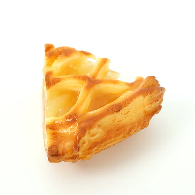 Inedible apple pie apple pie cut food sample replica sample made in Japan