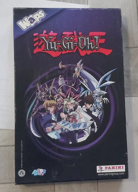77 WAPS YU-GI-HO dans son coffret + 10 Waps panini