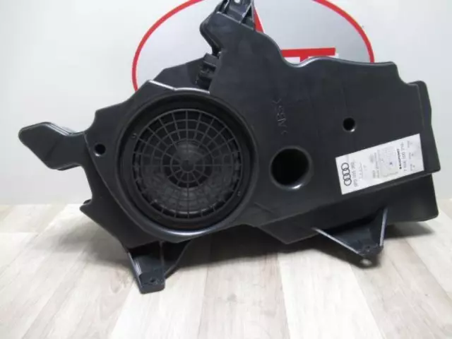 Caisson de basses AUDI A3 2 8P3035382C