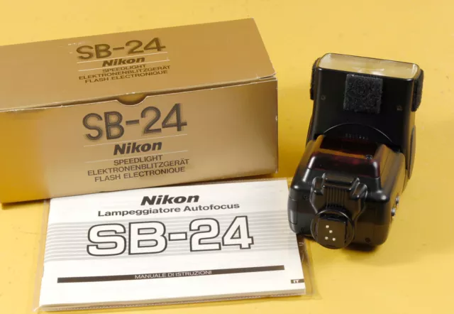 Nikon Speedlight Sb-24 Imballato Con Istruzioni In Italiano Perfetto