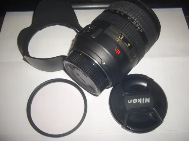 24-120mm Nikon Nikkor 3.5-5.6 AF-S ED IF Objektiv mit VR Bildstabilisator 72mm