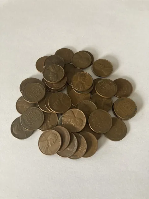 Roll of 50 Circulated Lincoln Wheat Cent Pennies 1909-58 P,D,S Random Unsearched