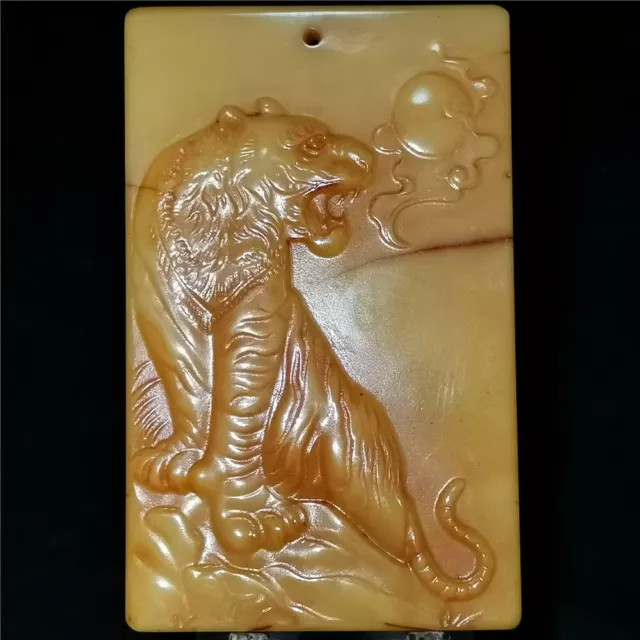 China rare old hetian hard jade Jadeite hand-carved pendant necklace tiger
