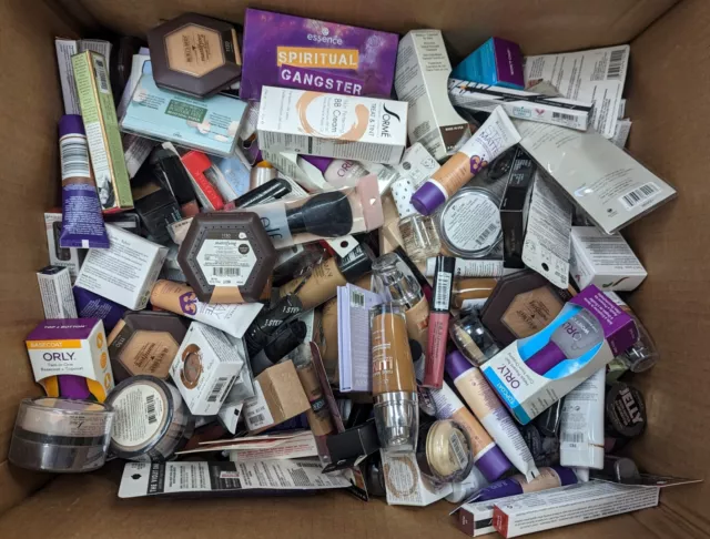  25 Assorted Piece Lot of Name Brand Makeup Wholesale