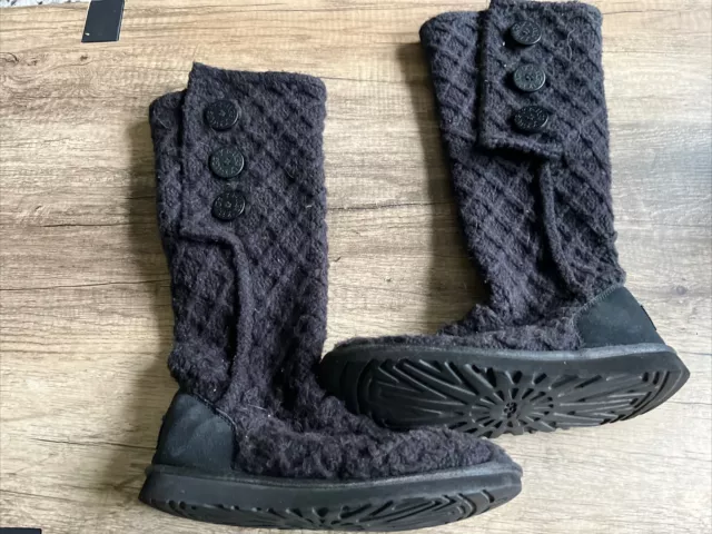 Ugg lattice hotsell cardy size 8
