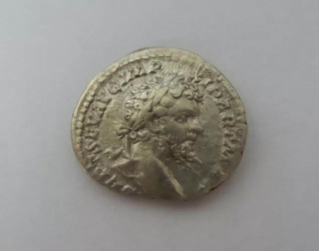 Great Genuine Ancient Roman Silver Coin SEPTIMIUS SEVERUS 193-211 AD