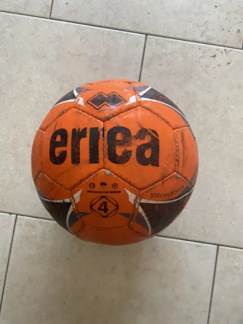 Palloni Da Calcio E Sport + Regalo Bocce