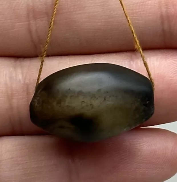 Old rare ancient Tibetan Himalayan agate banded old bead