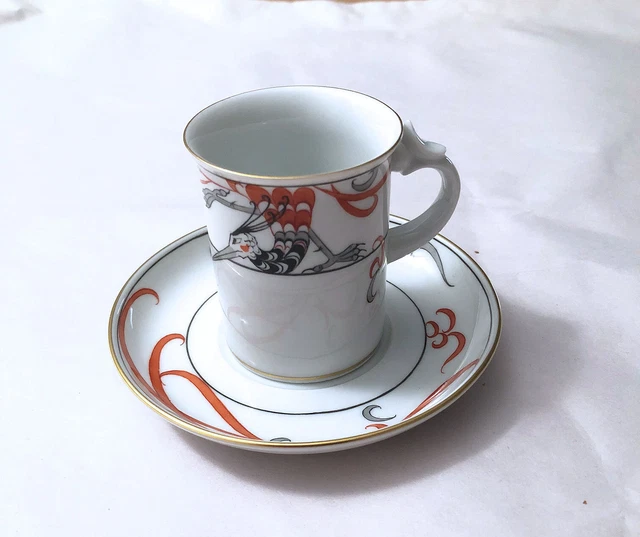 Taza y platillo Meissen porcelana siglo XX Fénix pájaro de fuego Art Deco