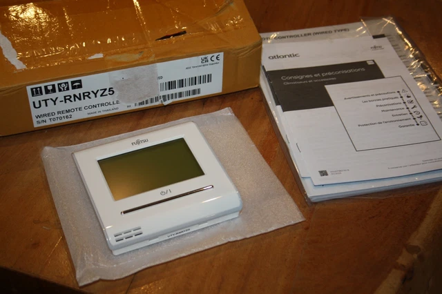 Télécommande infrarouge - UTY-LRHYA1 - ATLANTIC CLIM ET VENTILATION 809444