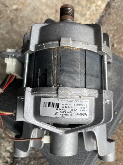 POMPE FREIN ARRIÈRE Gauche PIAGGIO Vespa GTS Super ABS Km 0 300 2022