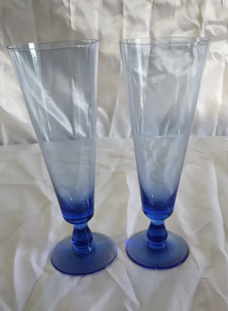 https://www.picclickimg.com/s~QAAOSw3HFlk5Ts/2-X-Vintage-Champagne-Glasses-Beautiful-Blue-Colour.webp