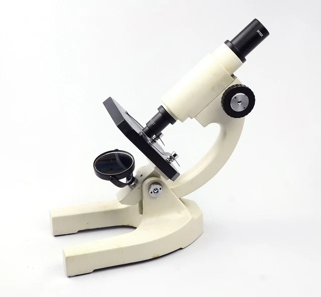 Celestron 4010 Junior Monocular Microscope HD 200x Magnification in Original Box
