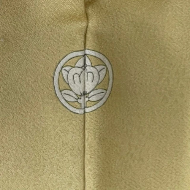 Woman Japanese Kimono Iro-Tomesode Silk Crest Wave Embroidery Gold Foil Beige 3