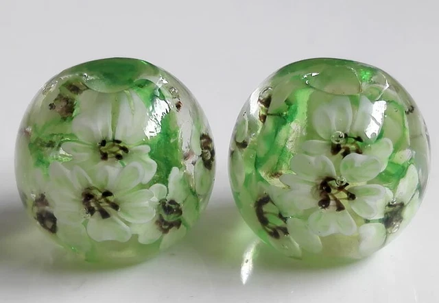 10pcs exquisite handmade Lampwork glass beads green white flower 14mm