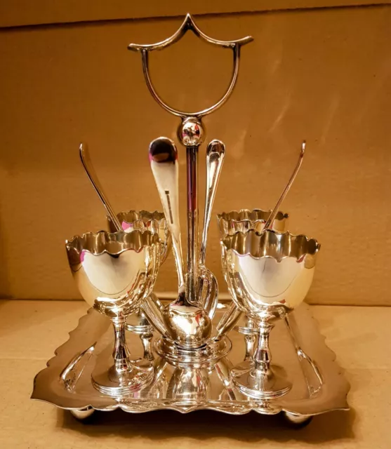 Stunning Art Deco Egg Cup and Spoon Cruet Set Silver Plate Mappin and Webb