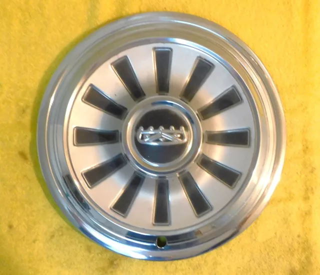 1967 Ford Falcon Coupe Sedan Wagon Futura ORIG 14" WHEEL HUB CAP COVER