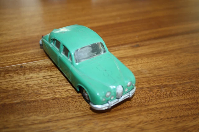 ANCIENNE NOREV D'ORIGINE . Jaguar MKII 2L400 Grise + boite Ref:17 TBE